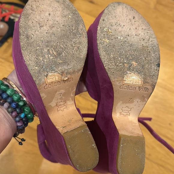 Dolce Vita shoes - Picture 3 of 5